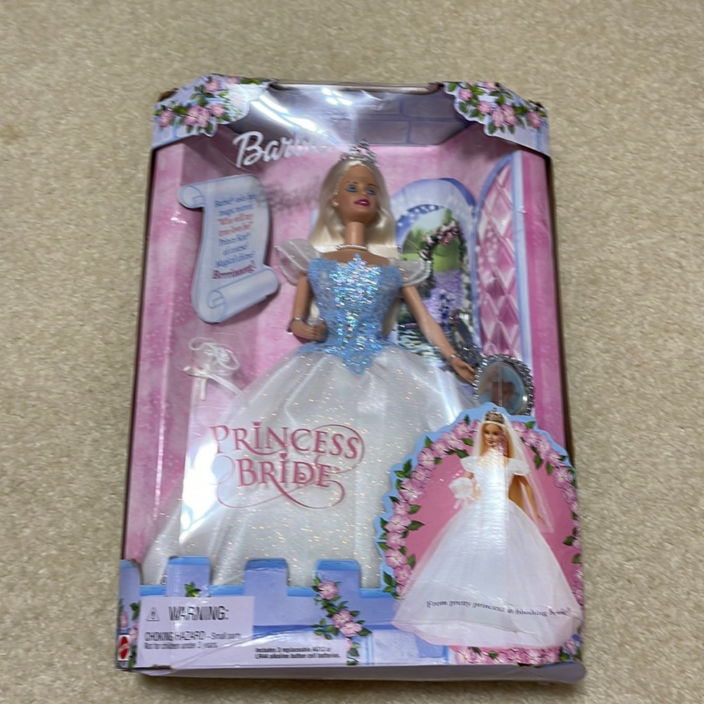 Barbie Princess Bride 2000. NWT. Collector series.